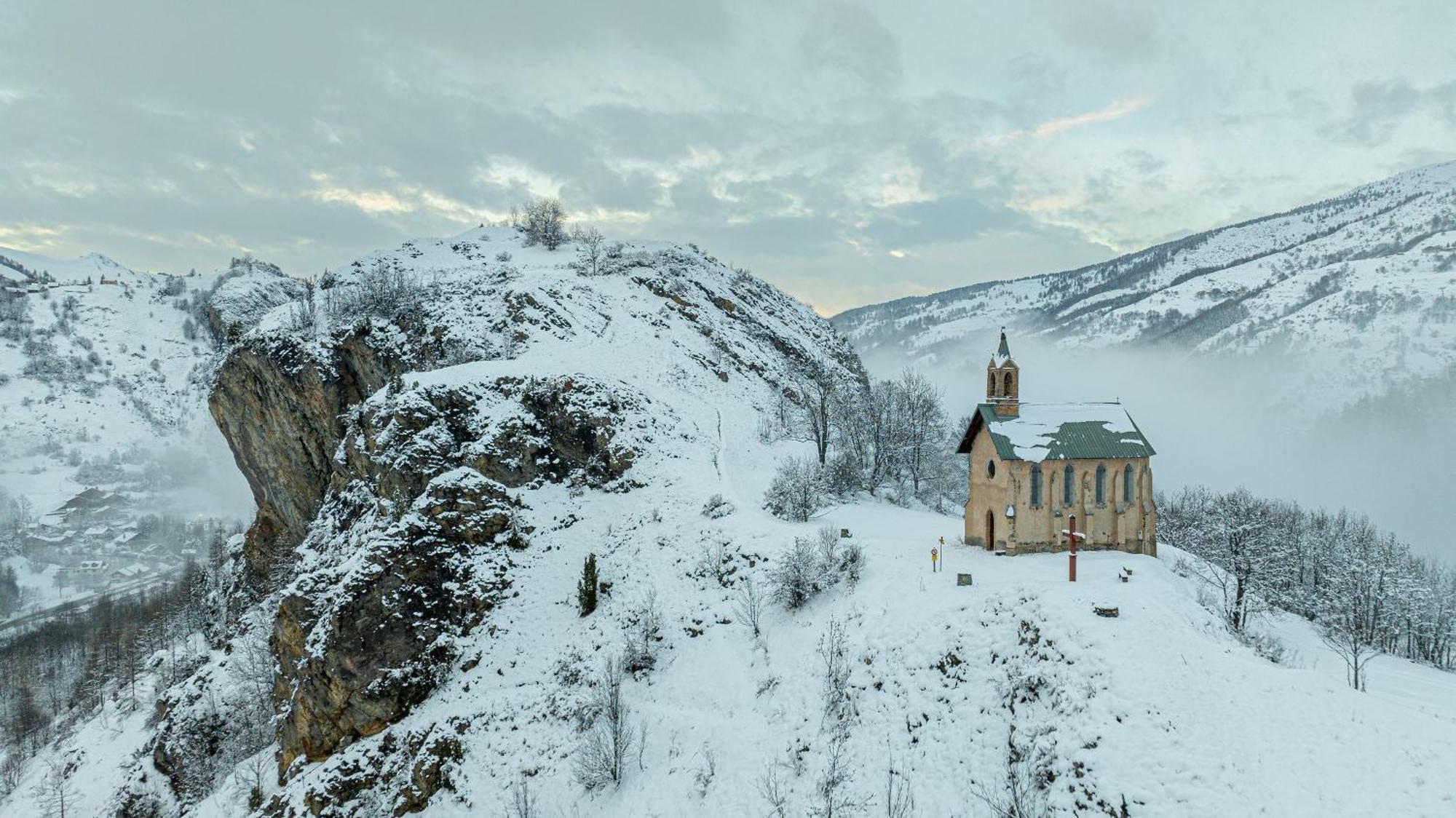 Residence & Spa Les Cimes D'Aurea Valloire Exterior photo